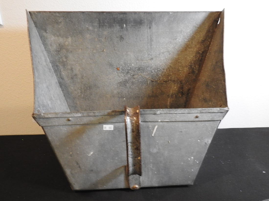 French Tin Grape Harvesting Hod - 5