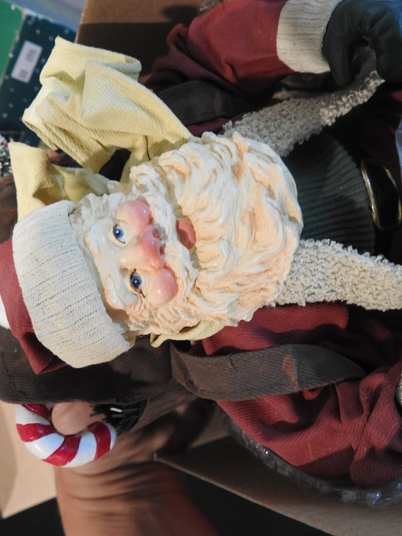 Kirkland and Kurt Adler Santa Figure Collection - 2