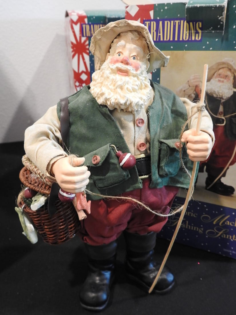 Kirkland and Kurt Adler Santa Figure Collection - 8