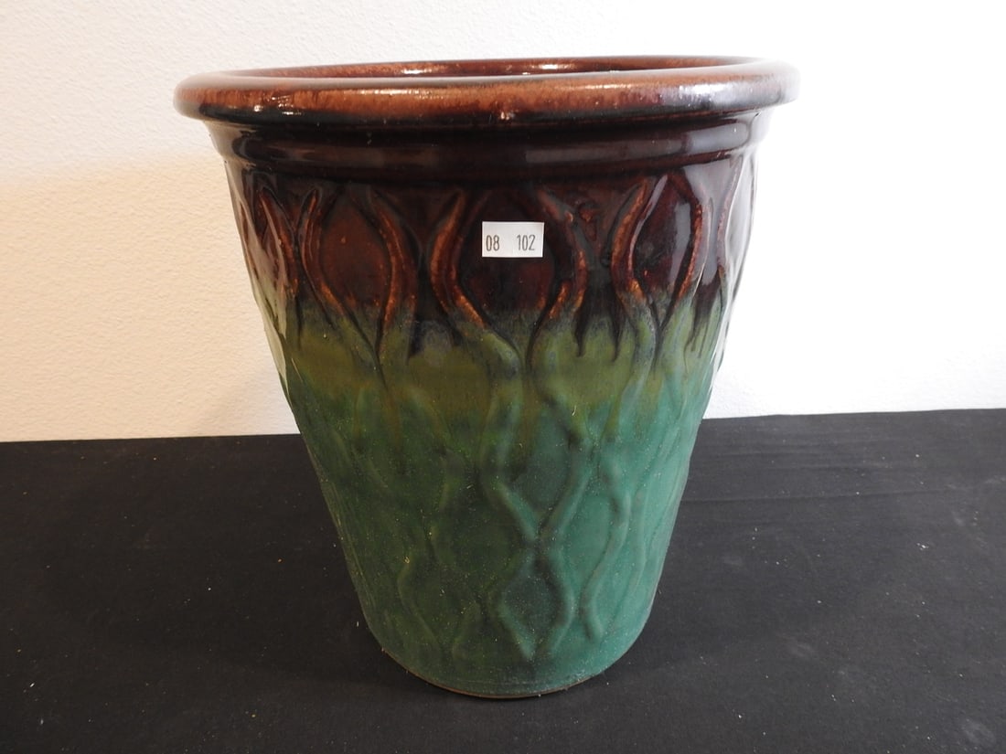 Textured Ceramic Planter (1 of 3)