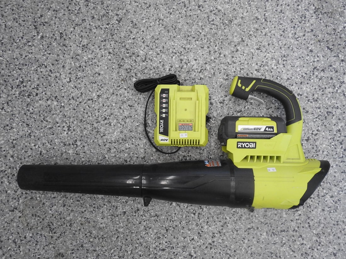 Ryobi One Plus 18V Electric Leaf Blower (1 of 3)