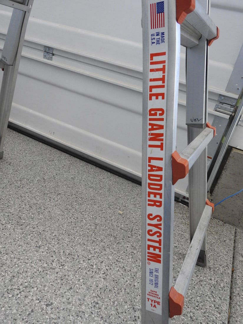 Adjustable Collapsible Ladder - 2