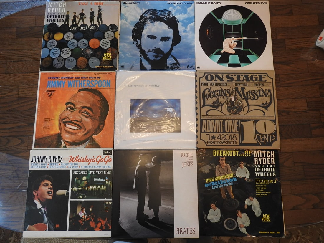 Lot of Nine Assorted Vinyl Records (1 of 1)
