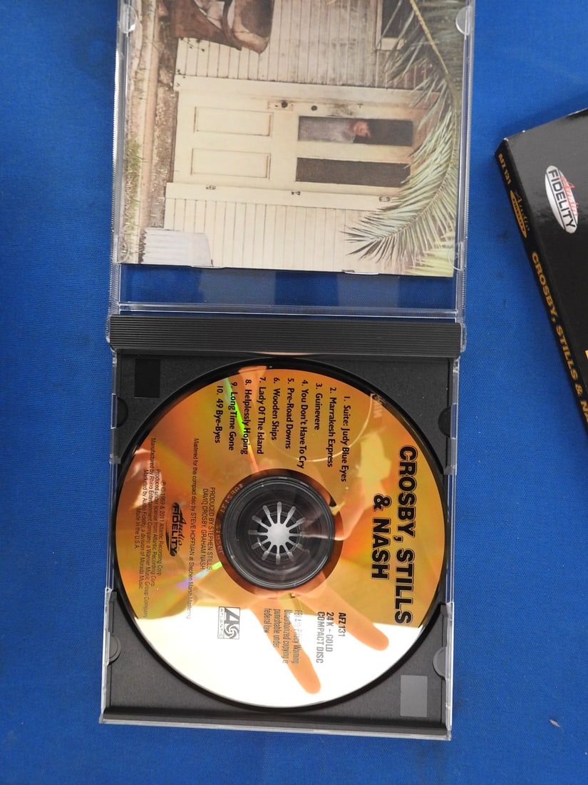 Crosby, Stills & Nash Gold CD - 3