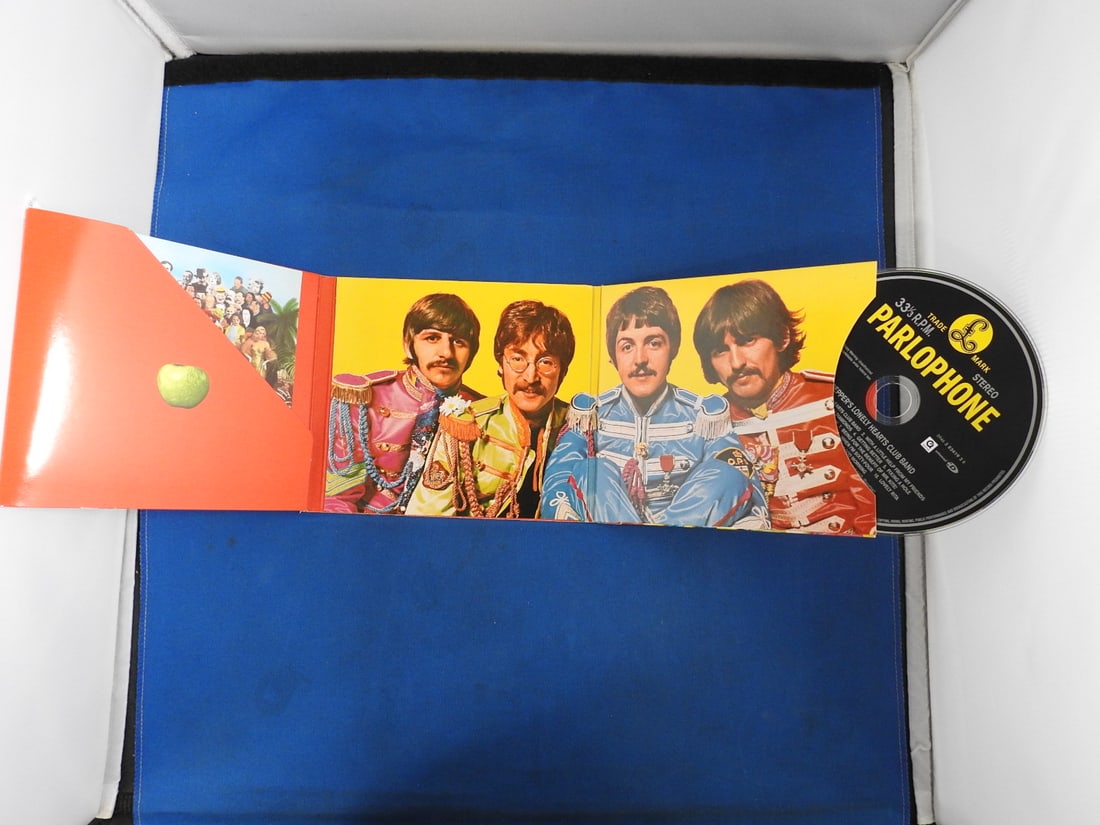 The Beatles Sgt. Pepper's Lonely Hearts Club Band Deluxe CD Box Set - 3