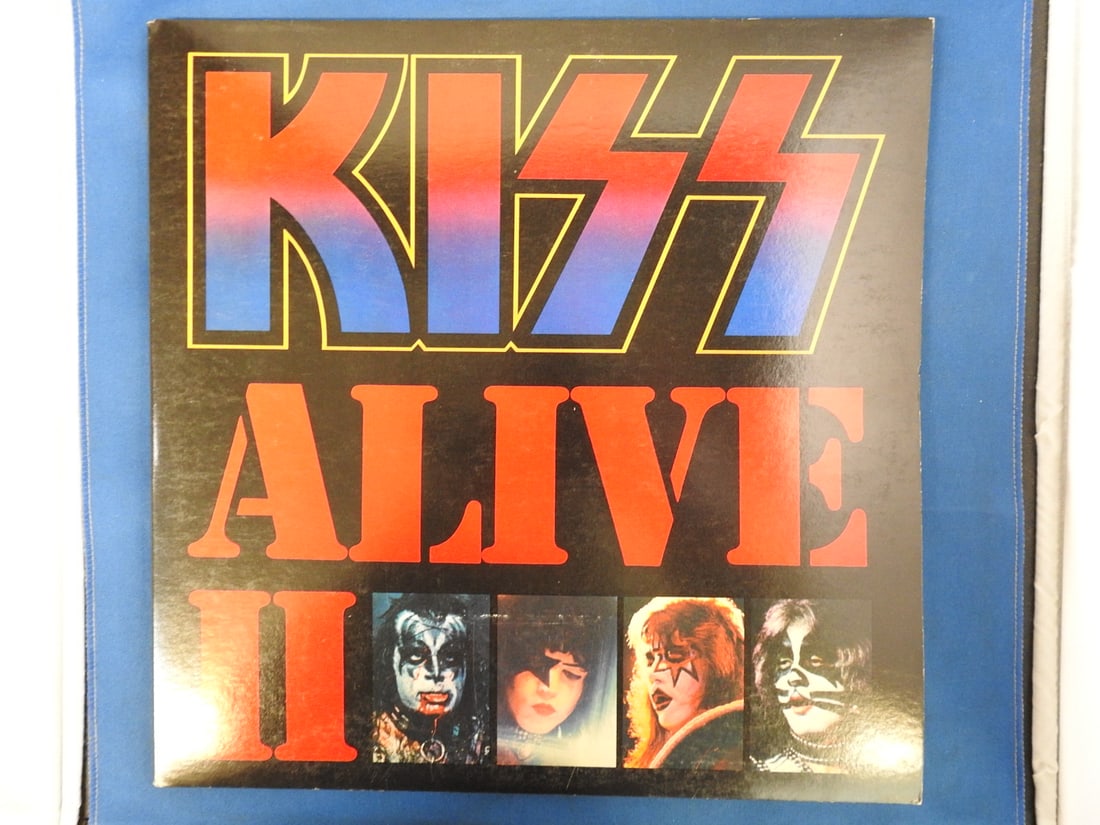 KISS Alive II Double Vinyl LP - NBLP 7076-2: KISS Alive II double-LP set, catalog NBLP 7076-2, with two records, individual inner sleeves and gatefold-style album packaging as photographed.