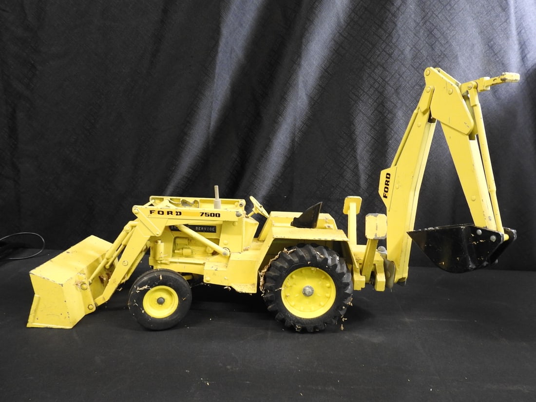 Ford 7500 Backhoe Loader Metal Model - 2