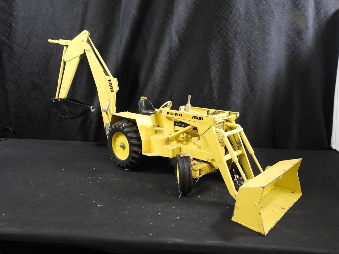 Ford 7500 Backhoe Loader Metal Model - 4