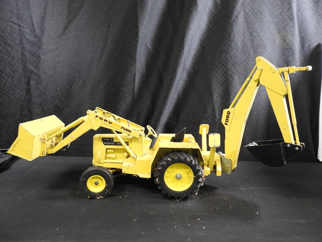 Ford 7500 Backhoe Loader Metal Model - 6