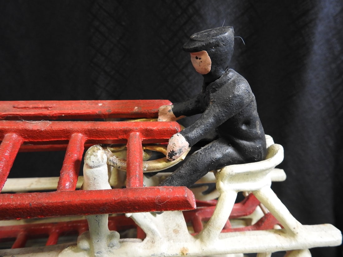 Pair of Cast-Iron Horse-Drawn Fire Apparatus Models - 7