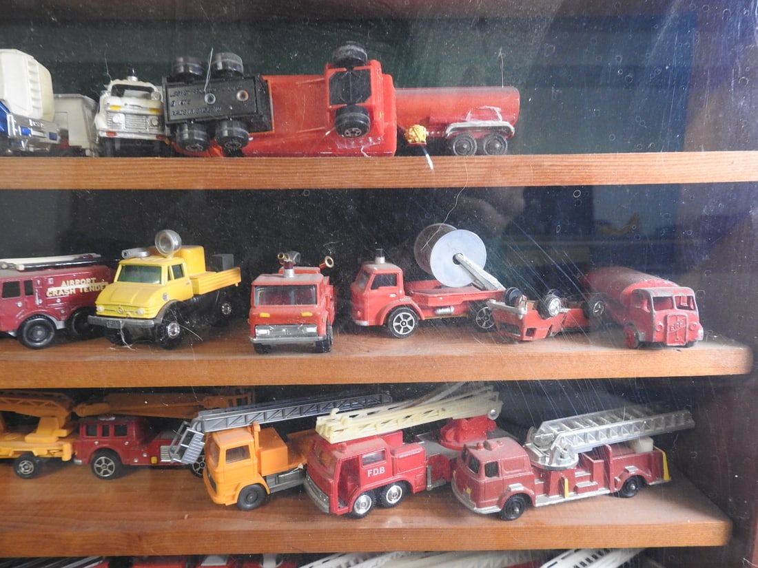 Large Display Case of Die-Cast Fire and Emergency Vehicles - 7