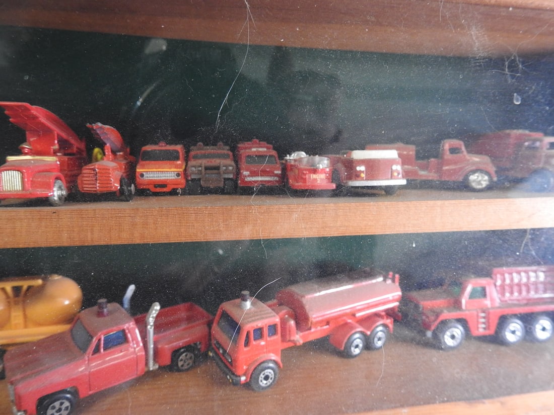 Large Display Case of Die-Cast Fire and Emergency Vehicles - 8