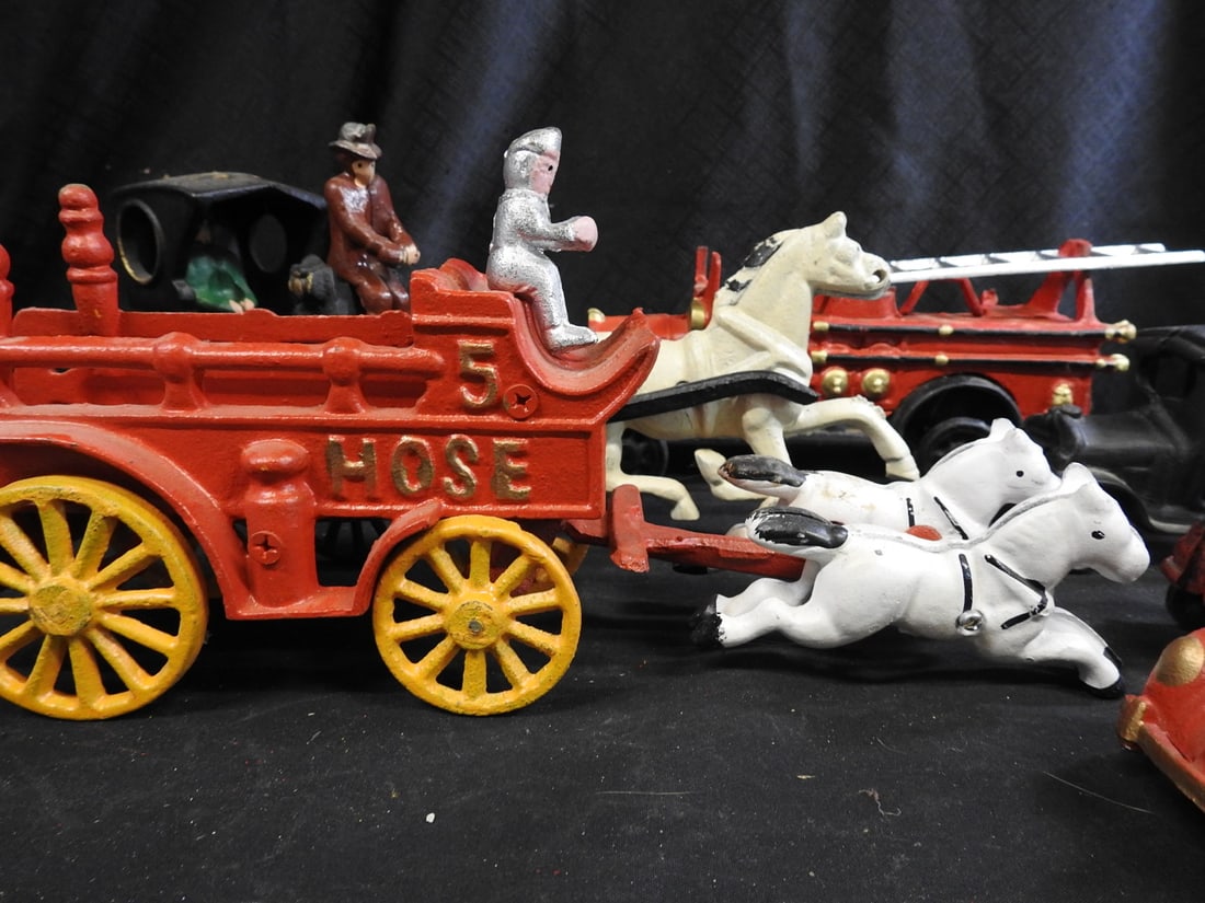Cast-Iron Cars and Horse-Drawn Wagons, Lot of 7 - 5