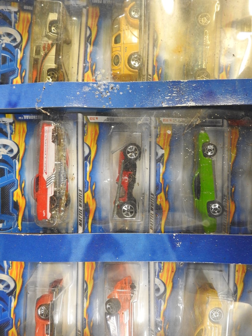 2001 Hot Wheels 20-Car Gift Packs, Lot of 2 - 4