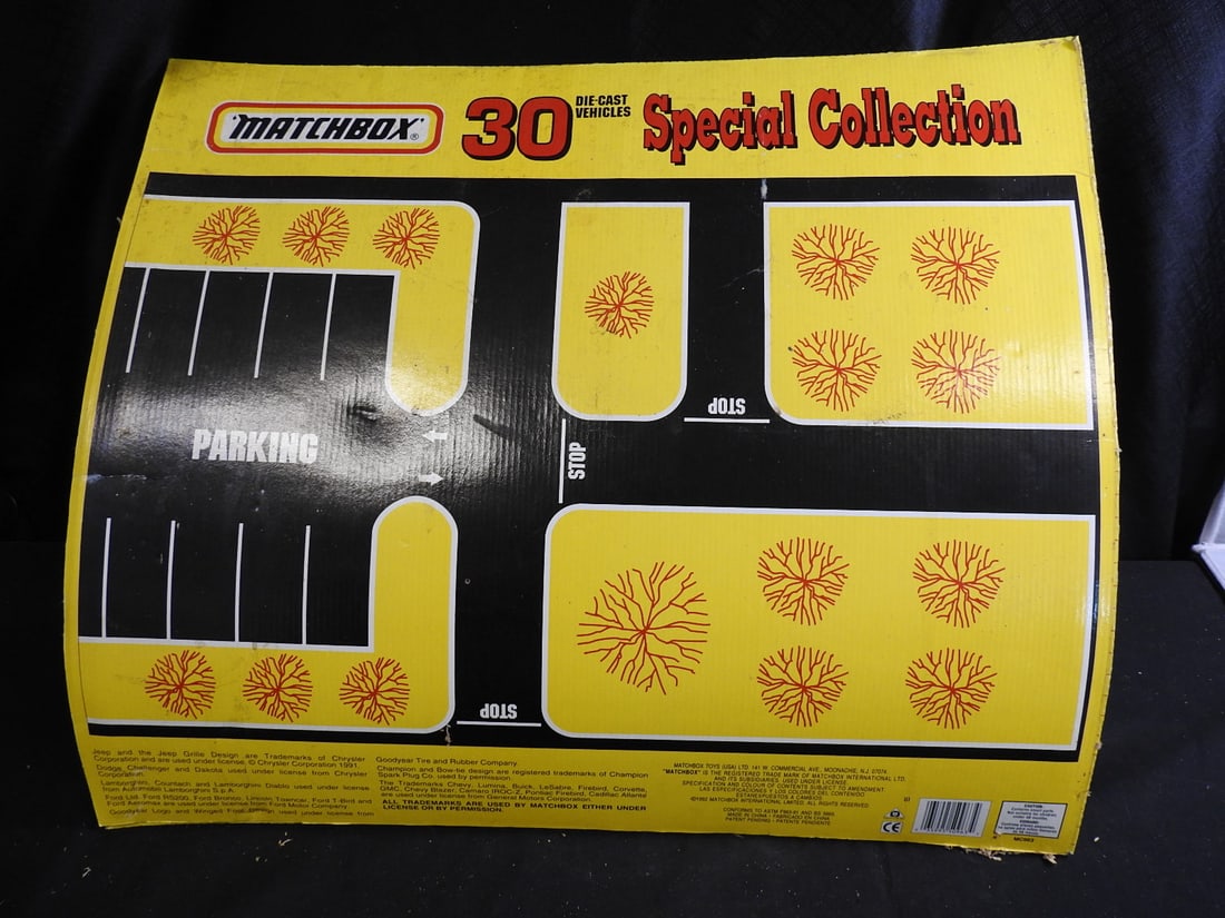 1992 Matchbox 30 Die-Cast Vehicles Special Collection - 6