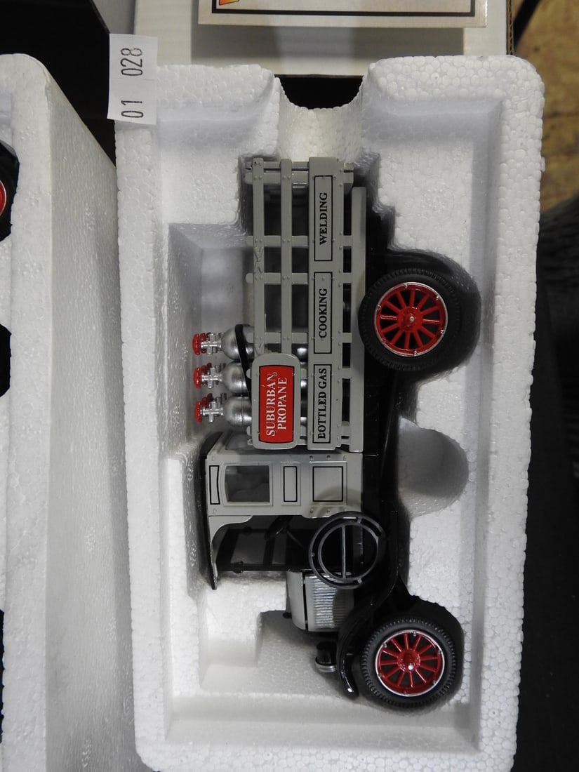 National Motor Museum Mint Vintage Truck Models, Lot of 3 - 6
