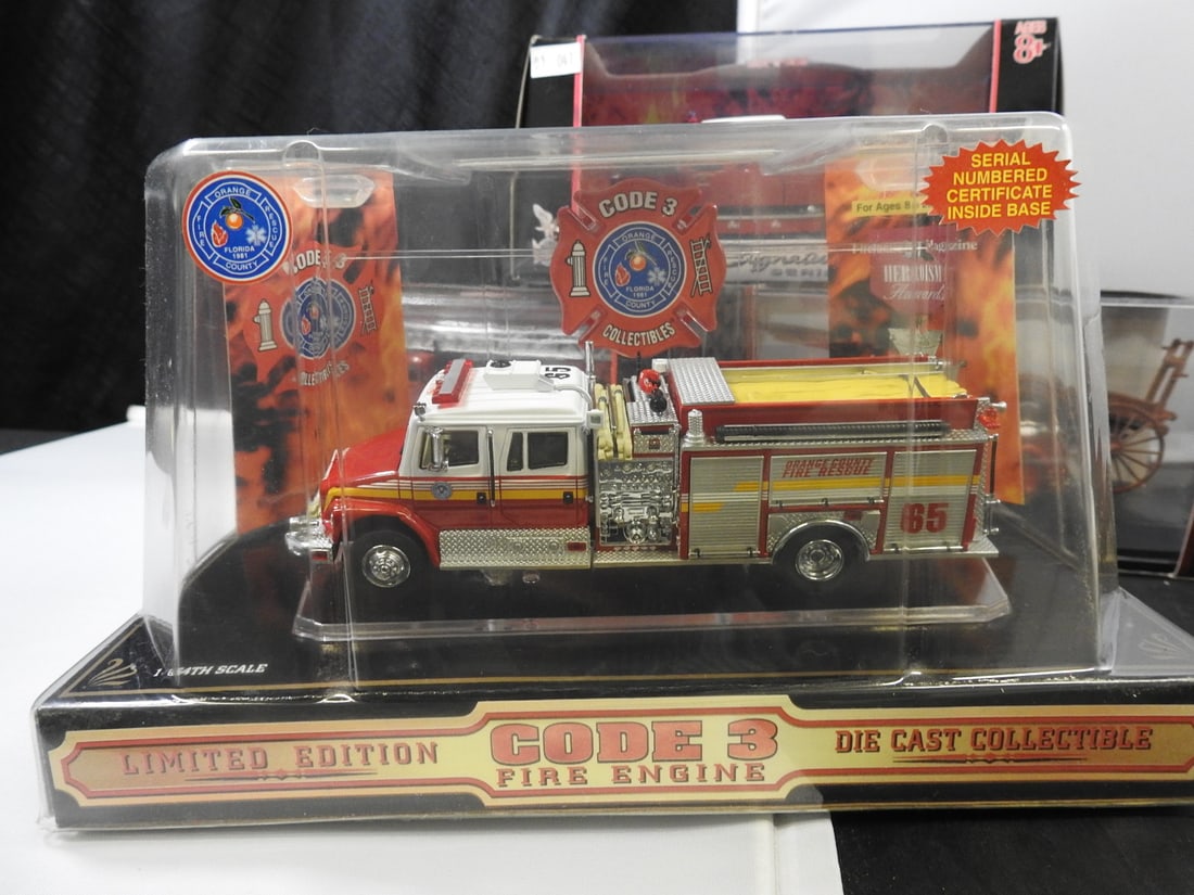 Boxed Fire Truck Models, Lot of 5 - 8