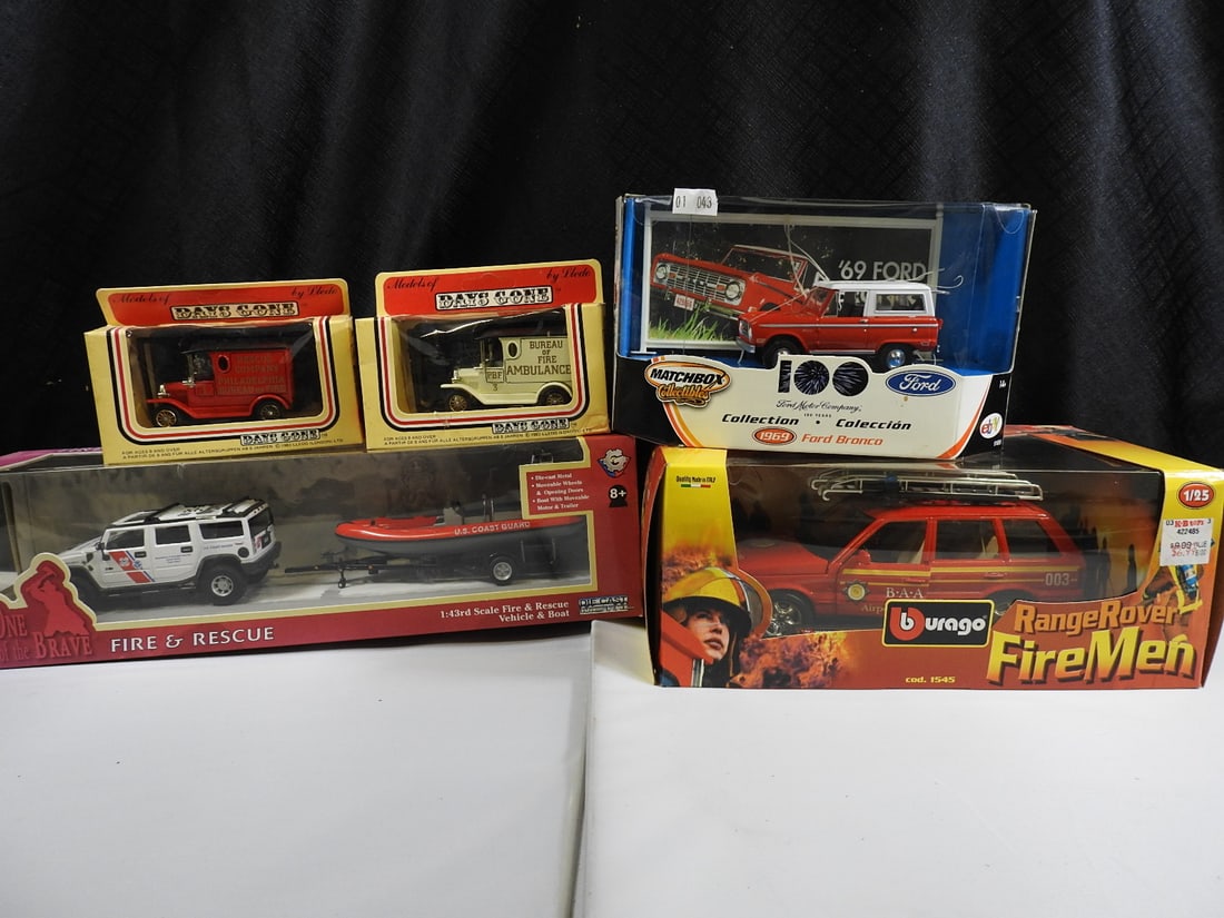 Boxed Rescue and Emergency Vehicle Models, Lot of 5 (1 of 10)