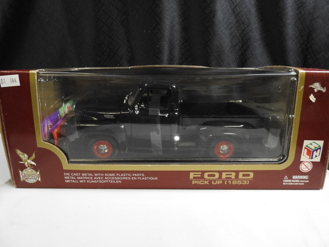 1953 Ford F-100 Die-Cast Pickup Model (1 of 3)