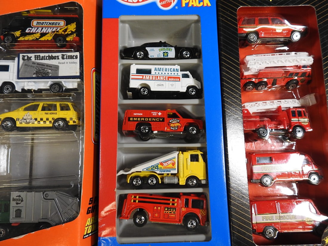 Matchbox and Hot Wheels Emergency Vehicle Gift Packs, Lot of 5 - 4