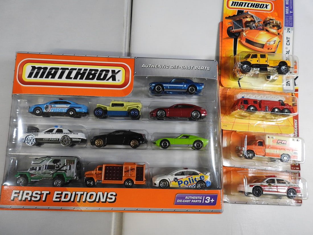 Matchbox First Editions Set and Carded Vehicles, Lot of 5 (1 of 3)