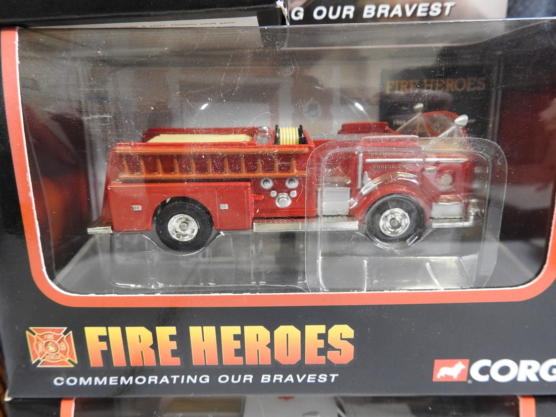Corgi Fire Heroes Emergency Vehicle Models, Lot of 5 - 6