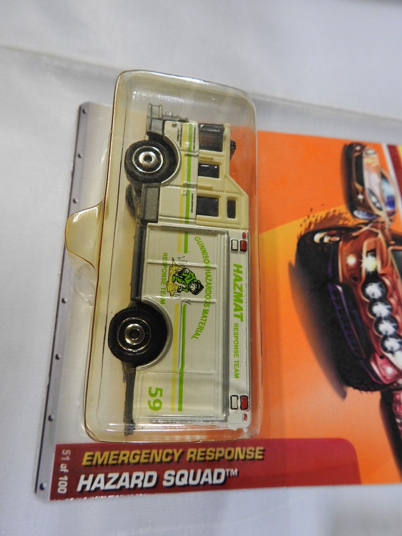 Matchbox Fire Brigade and Emergency Vehicles, Lot of 5 Packages - 2