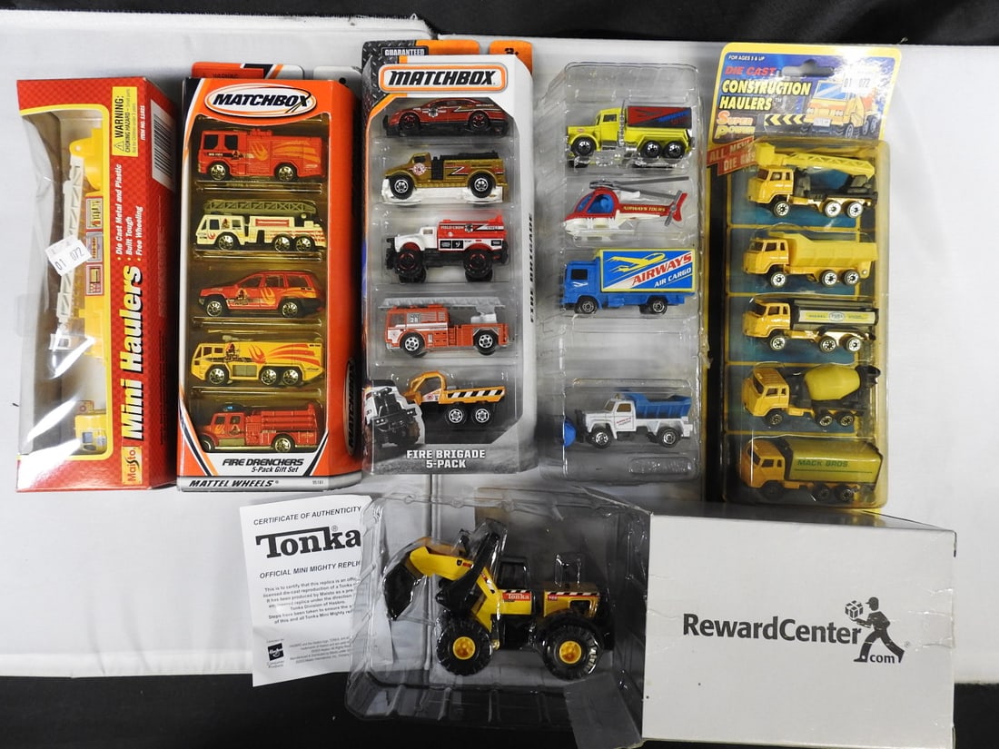 Matchbox, Maisto and Tonka Construction and Emergency Vehicles (1 of 4)
