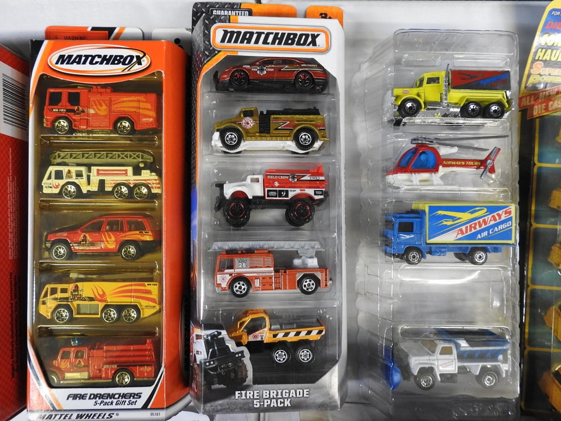 Matchbox, Maisto and Tonka Construction and Emergency Vehicles - 3