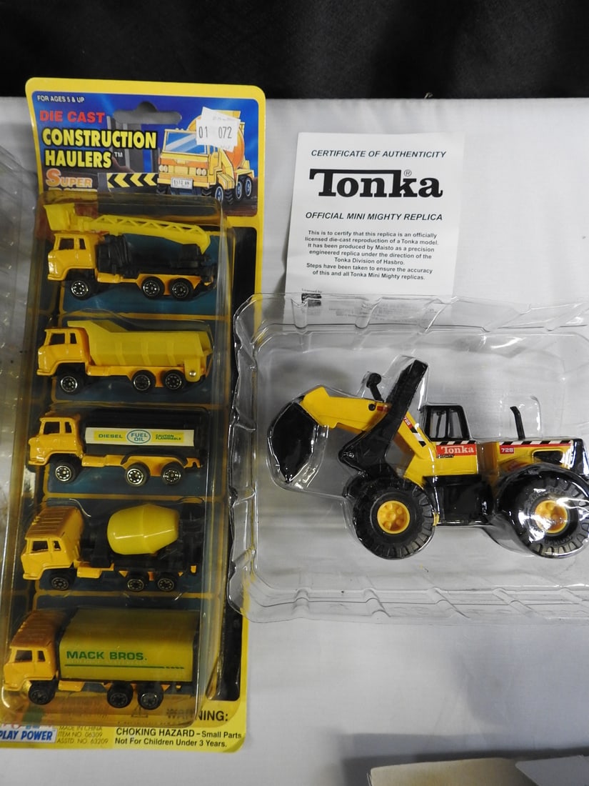 Matchbox, Maisto and Tonka Construction and Emergency Vehicles - 4
