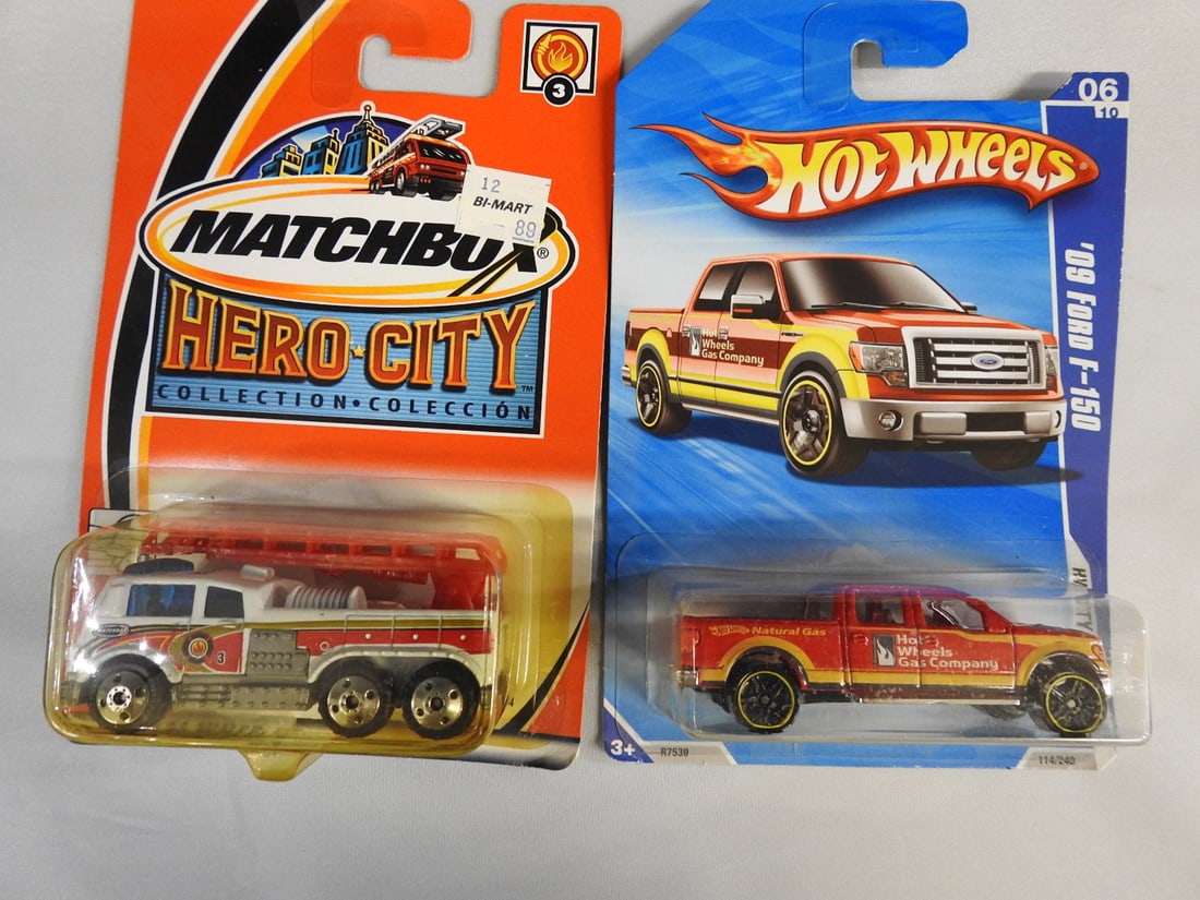 Matchbox and Hot Wheels Fire, Rescue and Work Vehicles - 4