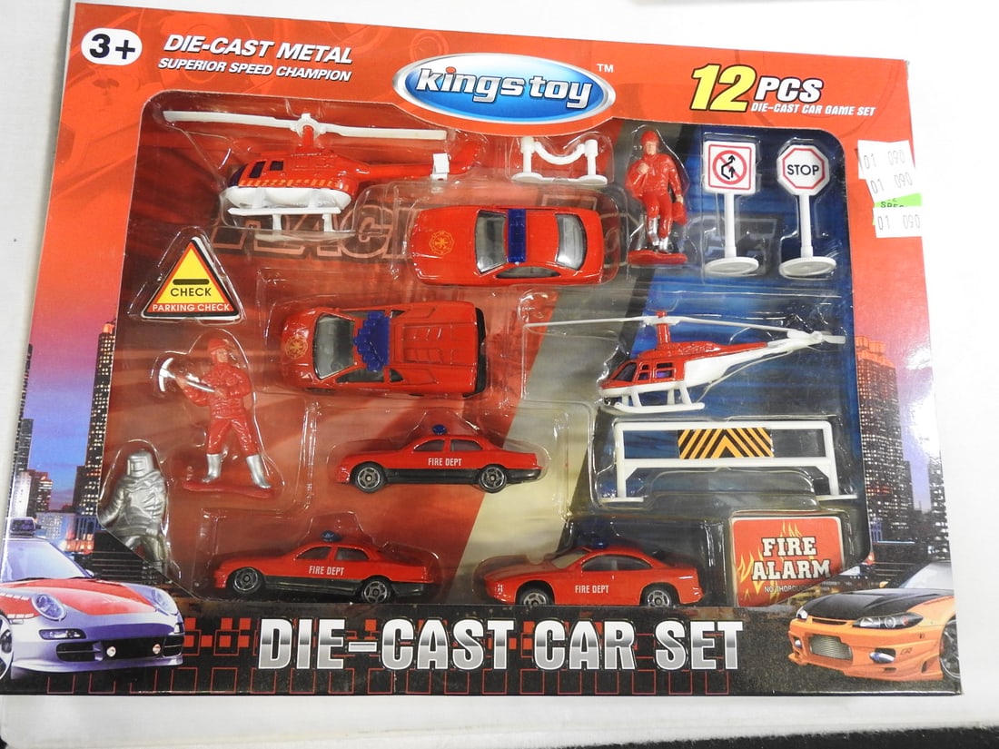 Matchbox, Hot Wheels and King's Toy Emergency Vehicle Sets - 4