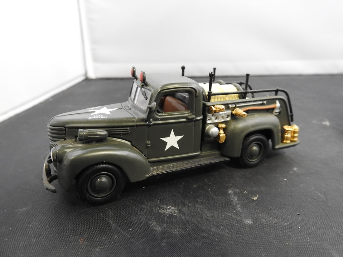 Matchbox Models of Yesteryear Fire Vehicles, Lot of 5 - 6