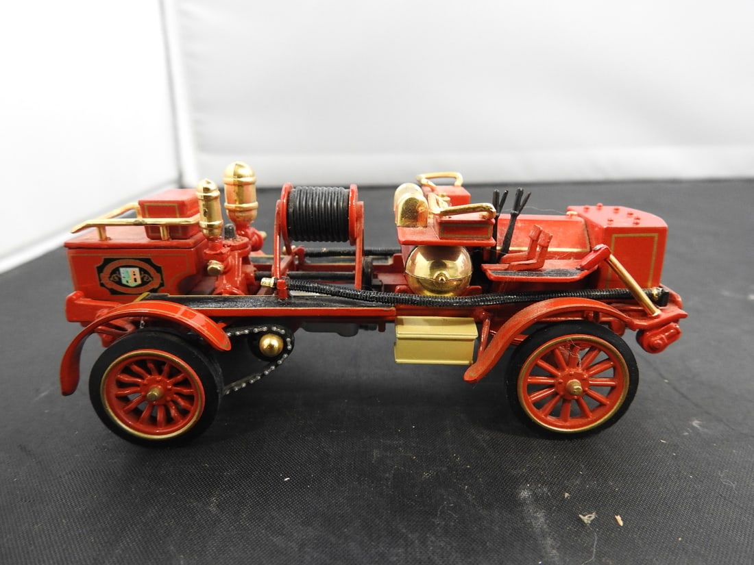 Matchbox Models of Yesteryear Fire Vehicles, Lot of 5 - 9