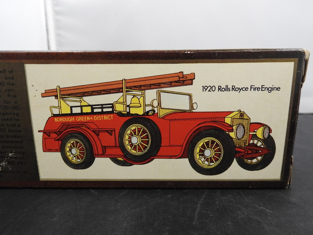Matchbox Models of Yesteryear Fire Engines, Lot of 5 - 10
