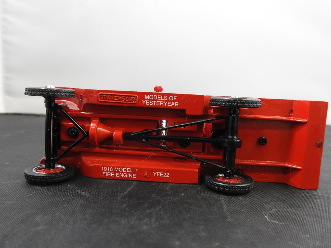 Matchbox Models of Yesteryear Fire Engines, Lot of 5 - 13