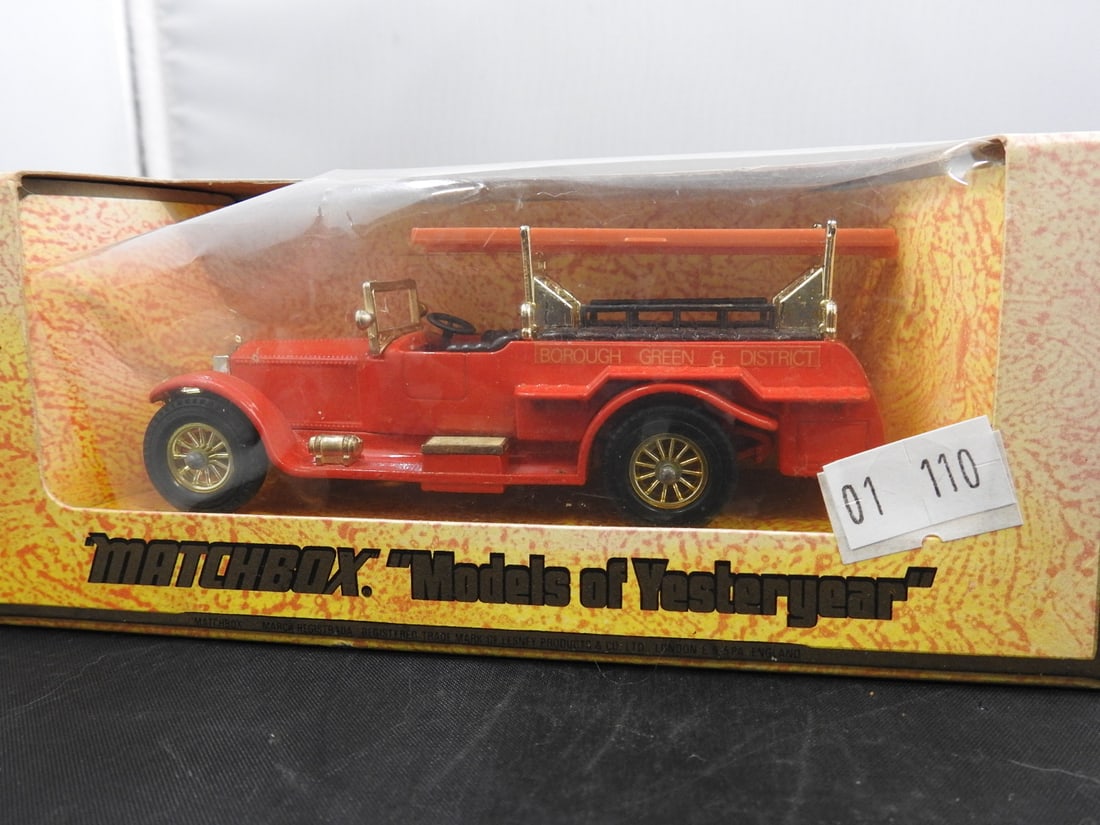 Matchbox Models of Yesteryear Fire Engines, Lot of 5 - 9