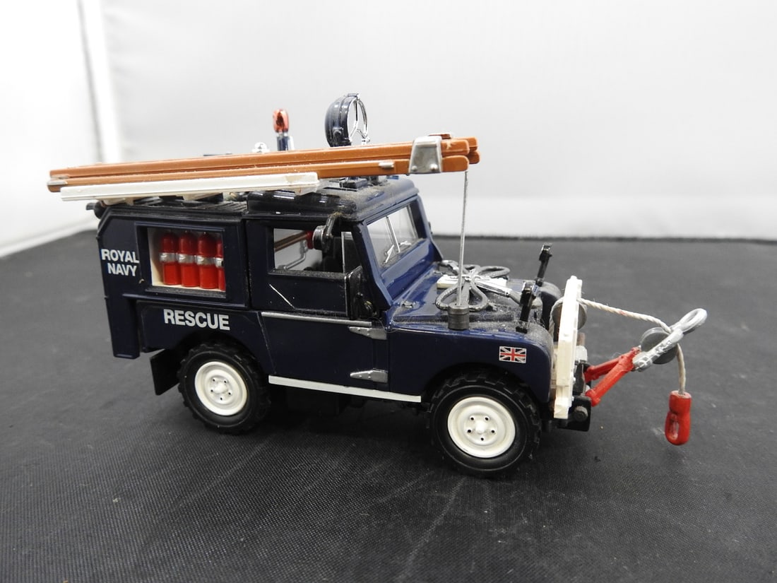 Matchbox Models of Yesteryear Rescue Vehicles - 17