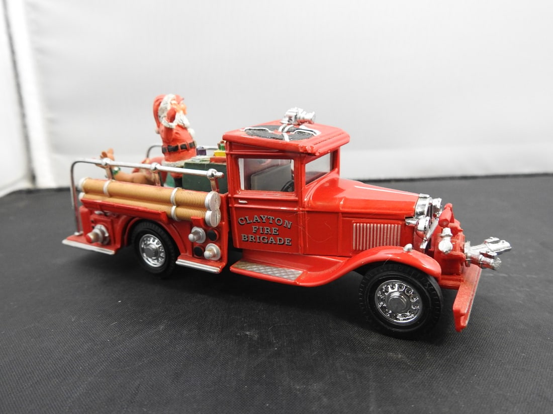 Matchbox Models of Yesteryear Rescue Vehicles - 9