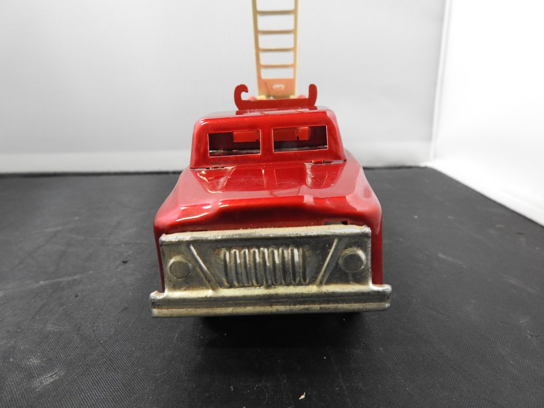 Ford and Chevrolet Pickup and Service Models - 12