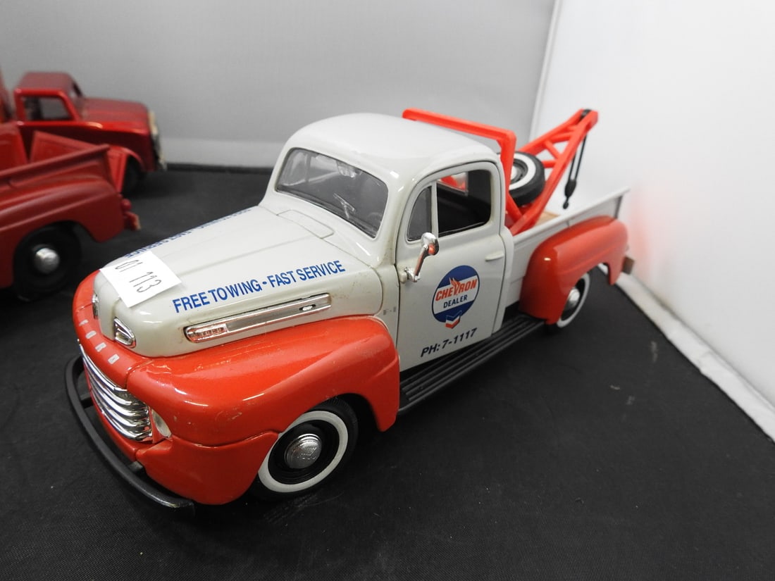 Ford and Chevrolet Pickup and Service Models - 2