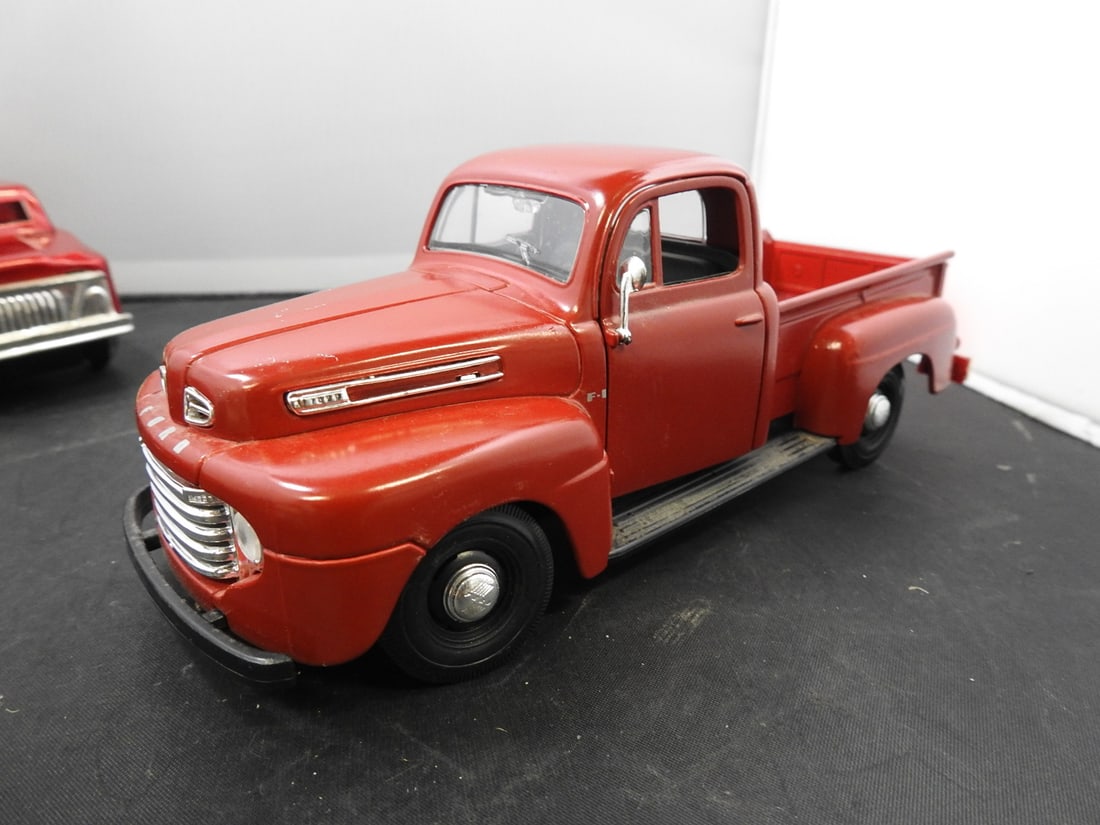 Ford and Chevrolet Pickup and Service Models - 5