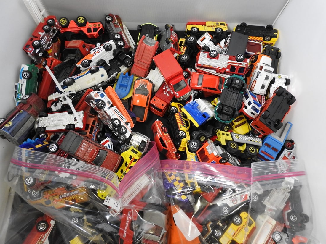 Loose Die-Cast Cars and Trucks, Lot of 85: Large bulk assortment of approximately 85 loose die-cast cars, trucks and emergency vehicles in mixed scales, colors and makers.