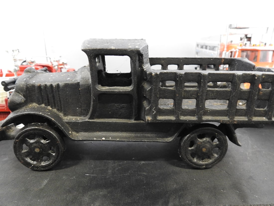 Dump Truck and Vintage Fire Truck Models, Lot of 3 - 9