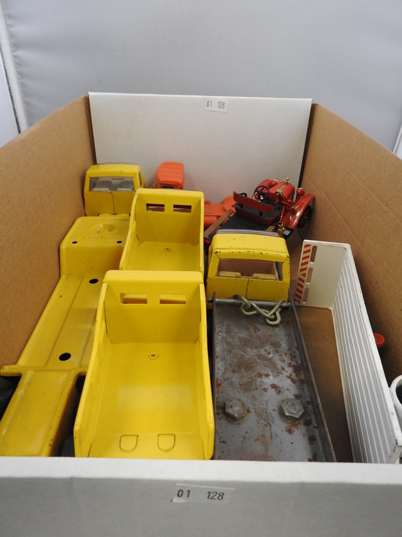 Tonka Trucks and 1922 Ford Fire Engine Model Lot - 2