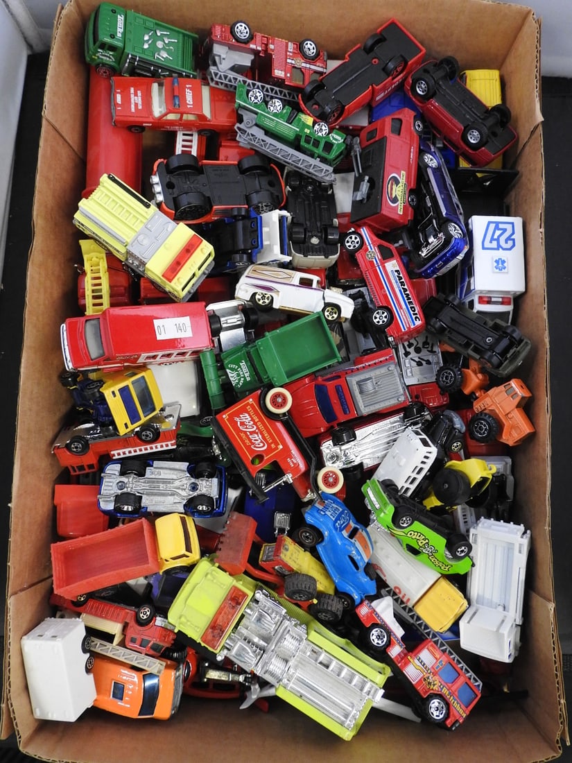 Large Loose Toy Car and Truck Lot (1 of 3)