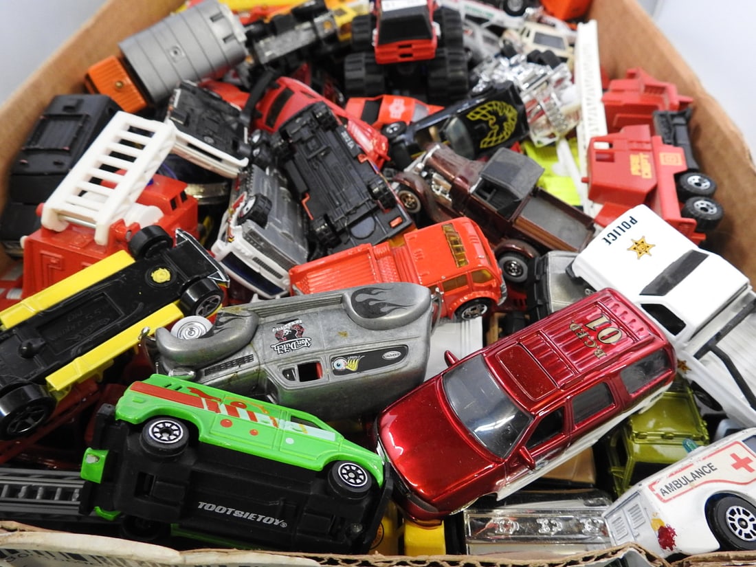 Large Mixed Die-Cast Cars and Emergency Vehicles - 3