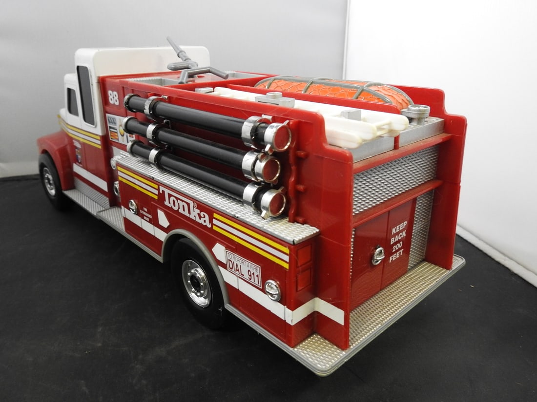 Two Large Fire Trucks with Mini Emergency Vehicle Lot - 7