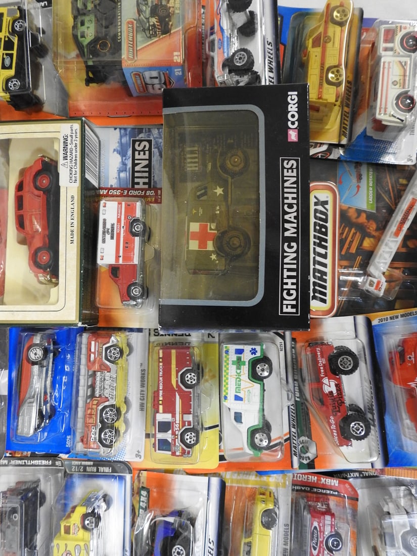 Large Packaged Die-Cast Vehicle Collection - 3