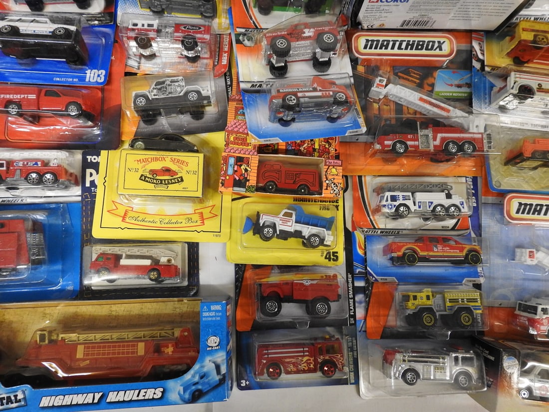 Large Packaged Die-Cast Vehicle Collection - 5